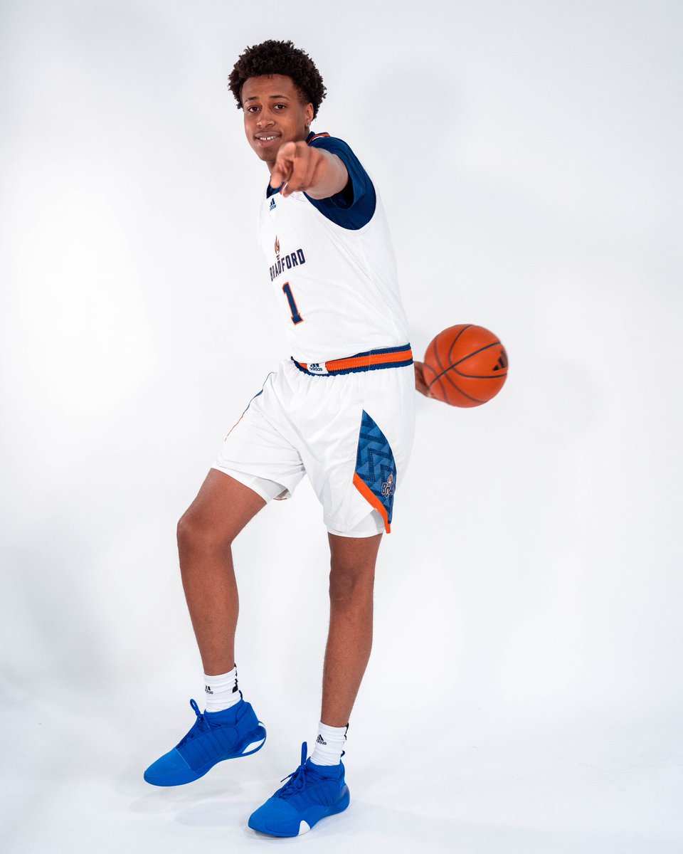BCA Boys Varsity Basketball (@bcaboysvbb) on Twitter photo 2025 wing Brayson Green joined the school and team for the 2023-2024 season and proved what I already knew, he’s a high level college division 1 college wing. Stay tuned! <a href="/Braysonthedon/">Brayson Green</a> 2025 wing Brayson Green joined the school and team for the 2023-2024 season and proved what I already knew, he’s a high level college division 1 college wing. Stay tuned! <a href="/Braysonthedon/">Brayson Green</a>