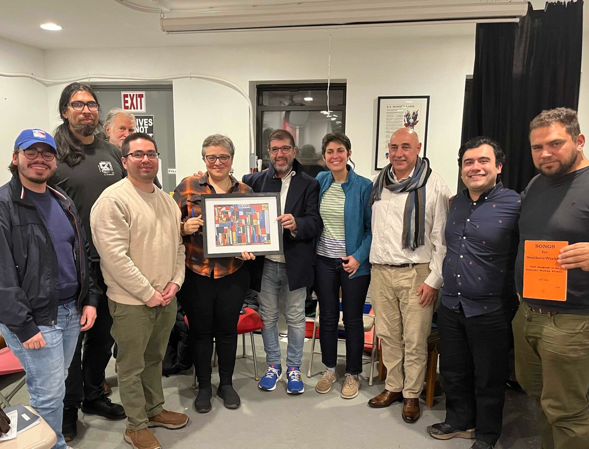 Ourselves and @DSALatSoc were delighted to host @Frente_Amplio President Fernando Pereira for a night of discussion on party building through success and adversity. 🇺🇾🌹