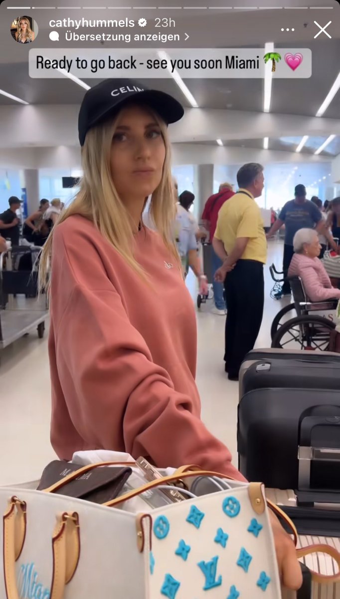 Ann Wältin tweet media