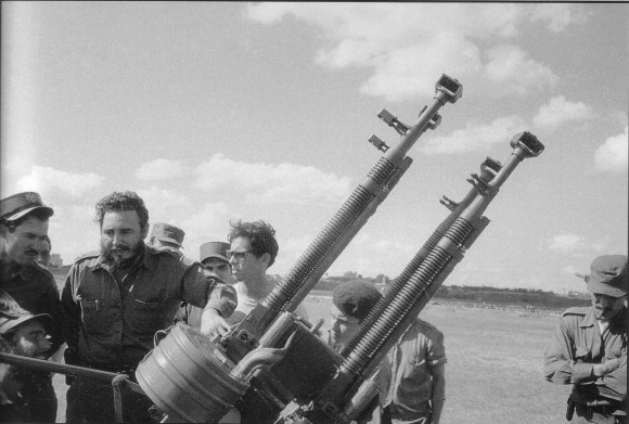 JudithGSerra's tweet photo. Desde #CardenasEnVictoria fNuestro reconocimiento a los combatientes de la Defensa Antiaérea y Fuerza Aérea Revolucionaria (DAAFAR), quienes cada día, con la misma valentía y entrega que en Girón, preservan el territorio nacional de ataques enemigos. https://t.co/mcsm1W97PM