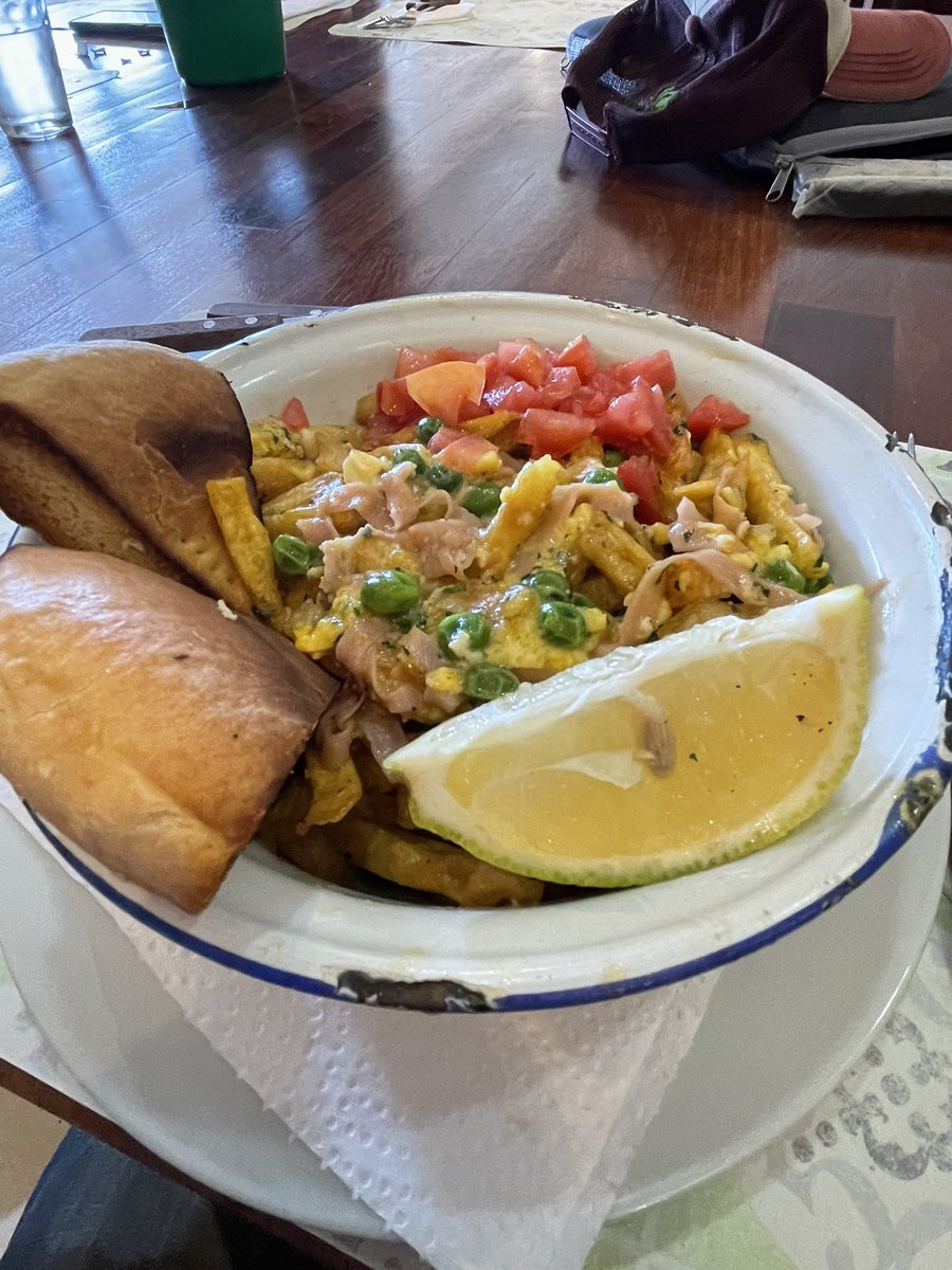Si llegan a andar por el norte profundo del país y quieren comer muy rico tienen que calcular todo para almorzar o comer en Embarcación, Lucas Carpi y su equipo hacen magia en DeLucca.