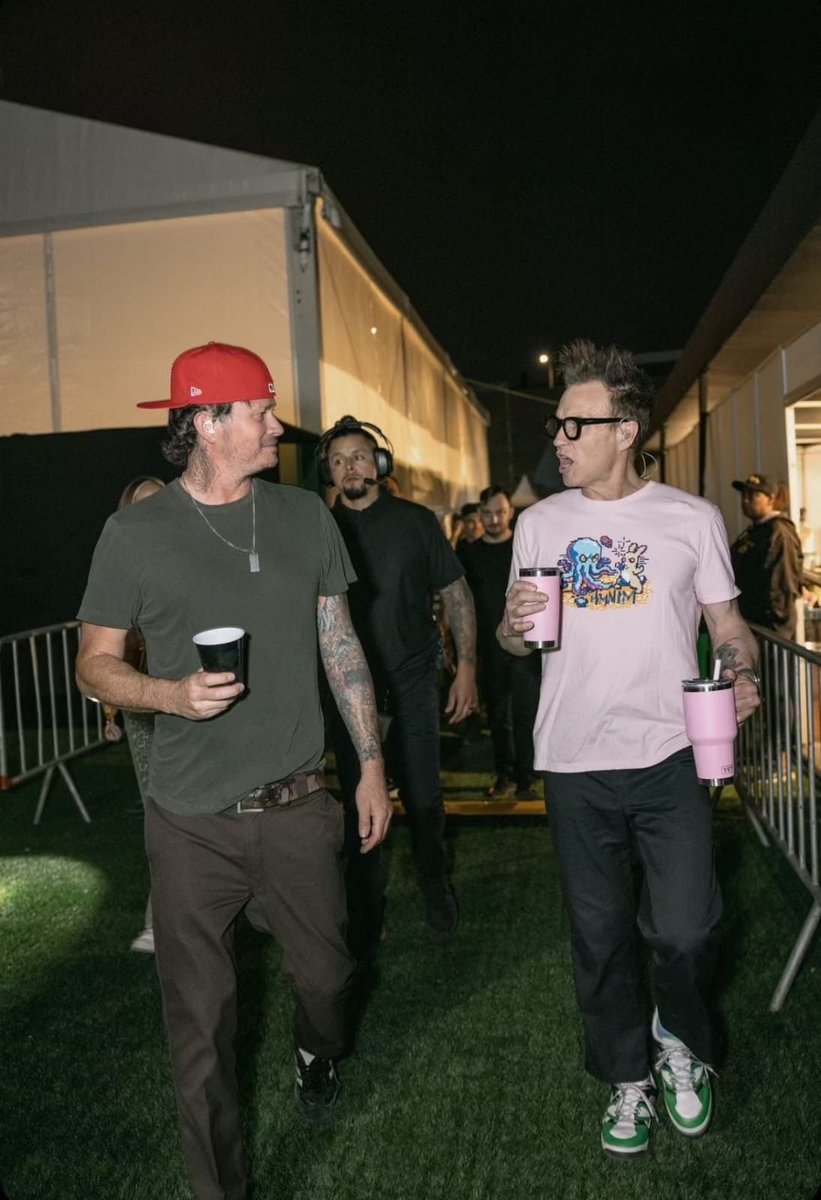 Mark Hoppus trying to explain to Tom DeLonge why he thinks Stanley cups are overrated and that instead he prefers Yeti.