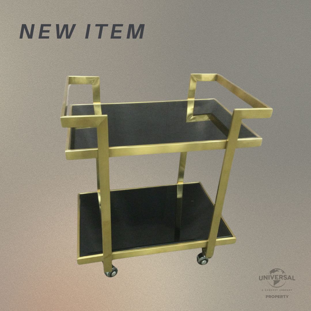 UniStudiosLot's tweet photo. New Arrivals! ✨ Some new furnishings and glassware have arrived at the Universal #Prop department! These pieces are perfect for a modern and swanky set!
#UniProps #Furniture #handprops #proprental https://t.co/Tesp9TtLwK