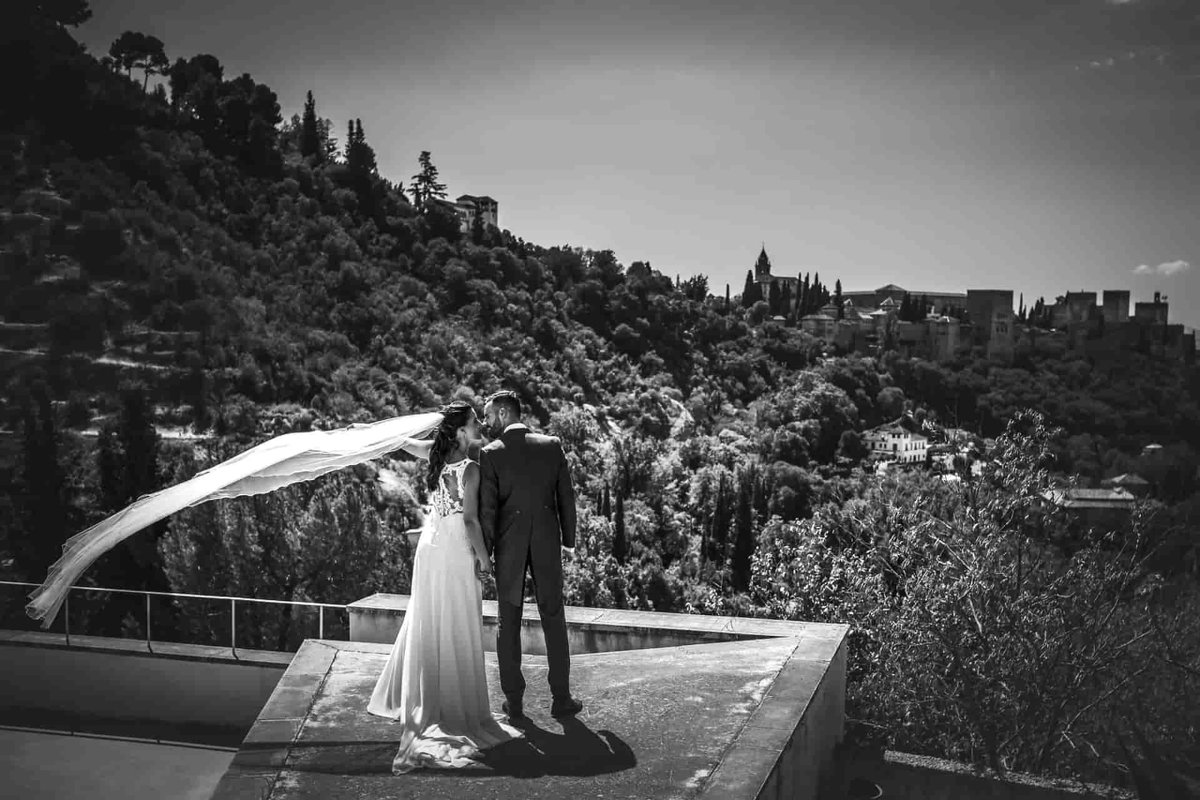 15 Estrategias para Mantenerse Dentro del Presupuesto en la Planificación de una Boda
bit.ly/4aNoyUK