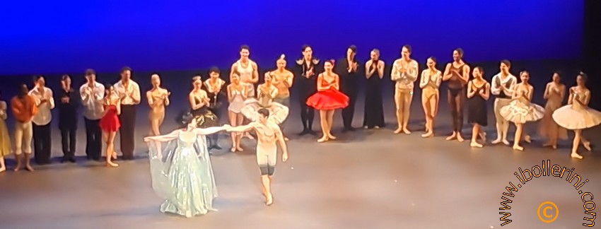 Su ns archivio incontri il contributo della nuova firma <a href="/FranxGreenwood/">Fran Greenwood</a> che un mese fa era a Londra per applaudire <a href="/RobertoBolle/">Roberto Bolle</a> al #BalletIconsGala ibollerini.altervista.org/galalondra24.h…
