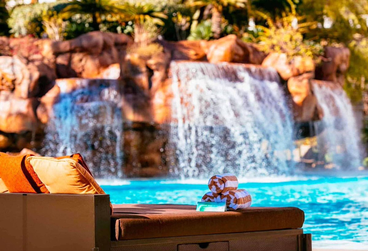 Join us for a season of sun, fun, and endless relaxation ☀️ #TheMiragePool