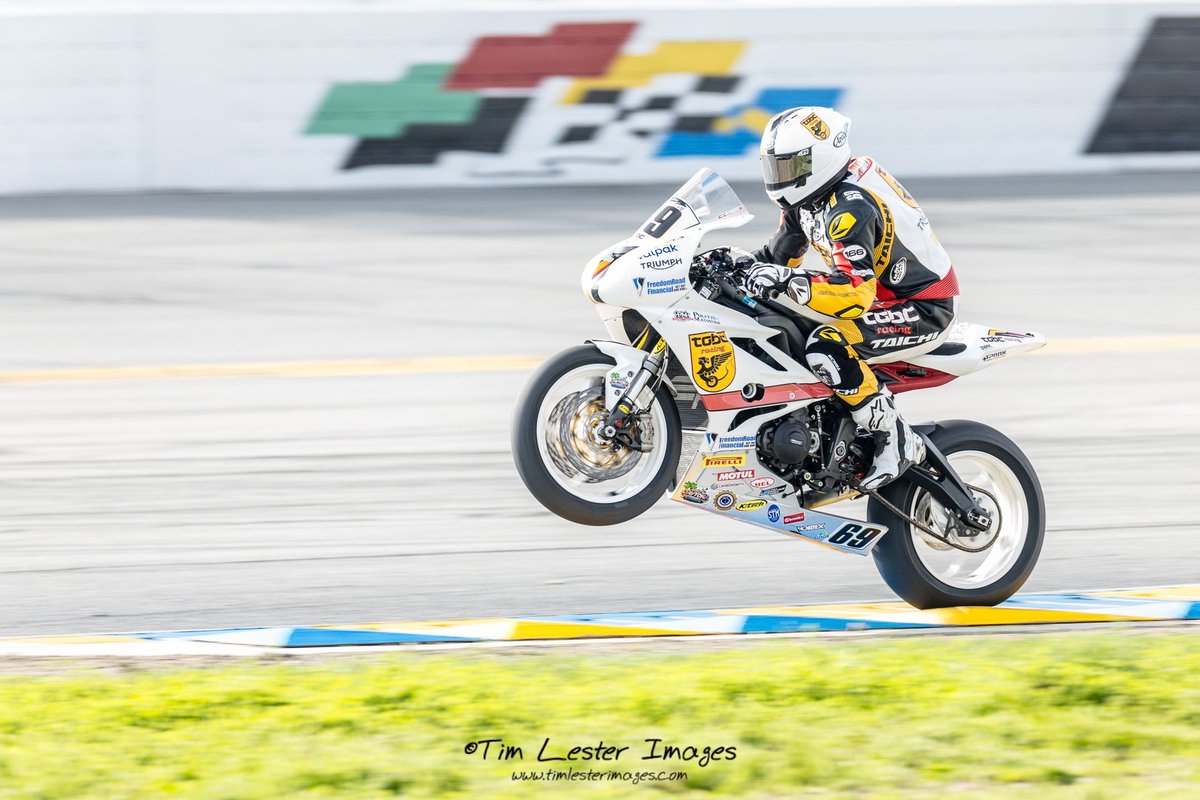 Happy Wheelie Wednesday! With the @motoamerica series starting off full throttle this weekend at Road Atlanta, a look back at Daytona with some wheelies. We start with Kyle Wyman going full send with a little air under the bagger. #wheeliewednesday #motoamerica #motorsports