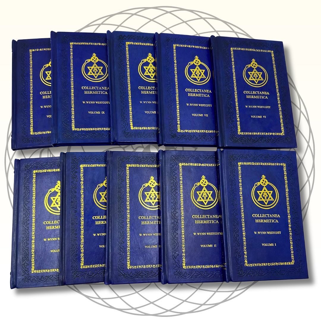 RareBiblio's tweet photo. ๐๐ปโจ Complete your perfect collection with leather-bound book sets.๐๐๐๐๐๐๐๐๐
Link in Bio @rarebiblio ๐ https://t.co/9kDtMyx7Z7 โจ
ollector #booklovers #leatherbound #leatherbooks #oldbooks #collectaneahermetica #wwynnwestcott #wescott https://t.co/jPUs1sn23T