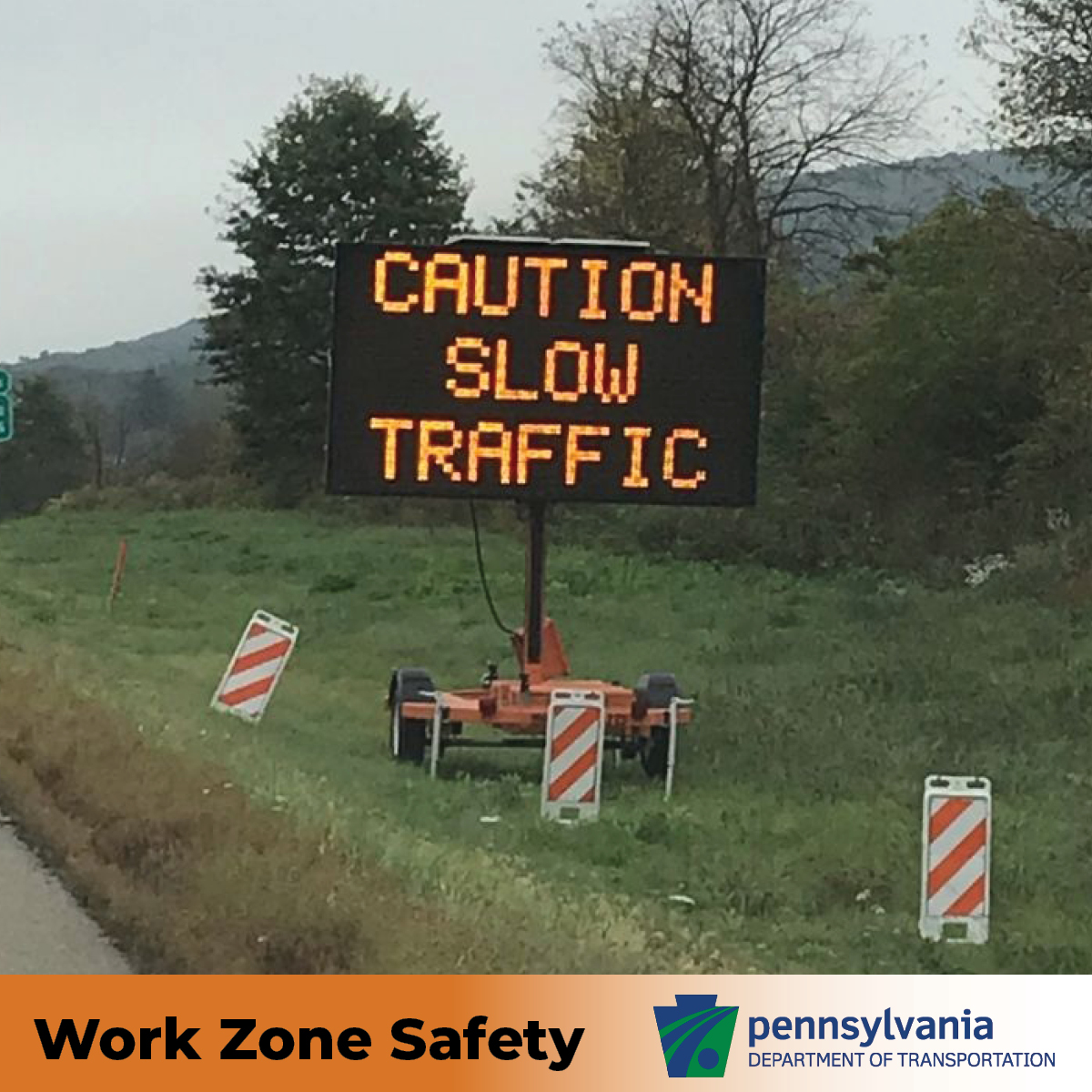 If you see a portable changeable message sign on the road, pay attention! These signs will alert you to changing conditions, including: ➡️️ Travel times through work zones ➡️️ Warnings within work zones ➡️️ Lane shifts ahead #NWZAW #WorkZoneSafety