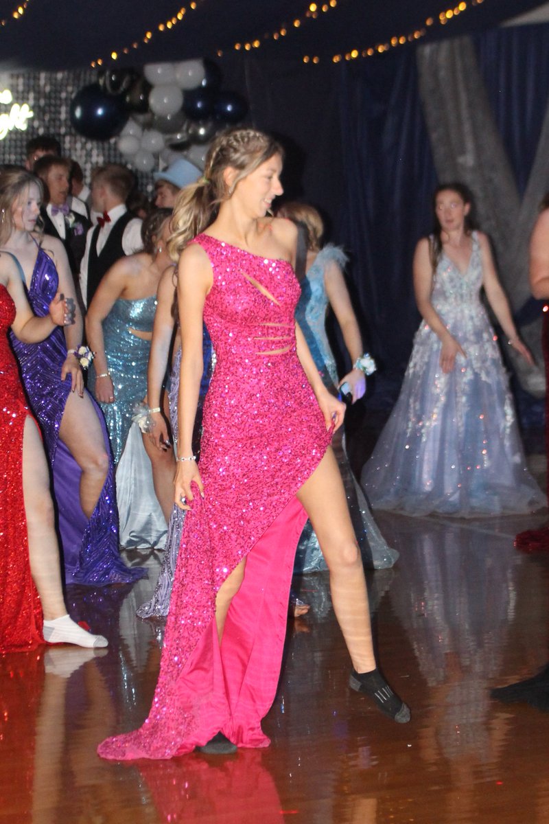 hhs_multimedia's tweet photo. Despite changes in style and popular dances through the years every year students come together and enjoy prom together, students have one last opportunity to bond and have one more celebration before the seniors graduate and students are let out for summer. https://t.co/Cfma7lVfp3