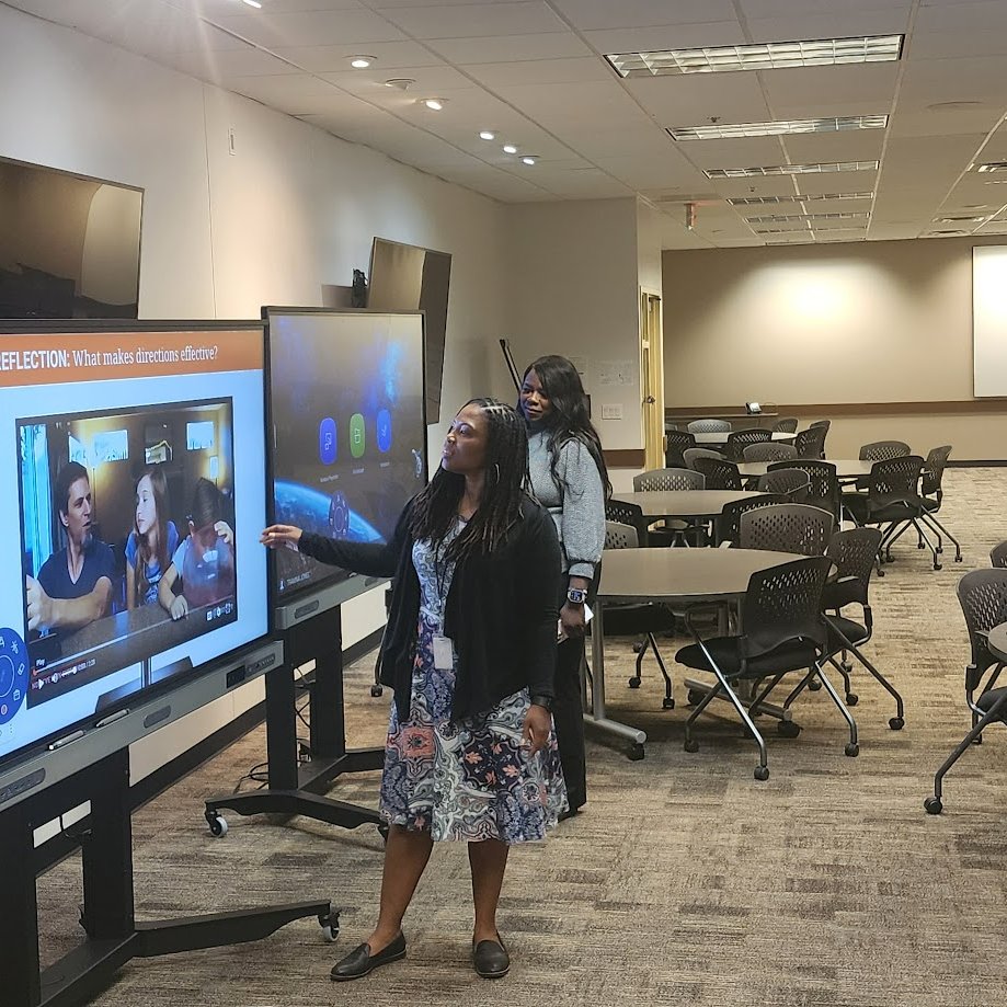 SISDInstTech's tweet image. New Additions at Teach Up Spring! 4 FRESH #BenQBoards have landed here to support #SpringISDProfessionalLearning, #InstructionalTechnologyIntegration, and #SpringISDBlendedLearning. Too much fun happening here! @SpringISD_Super @SISD_CoA @LatracyHarris @SpringISD @SISD_TheForce