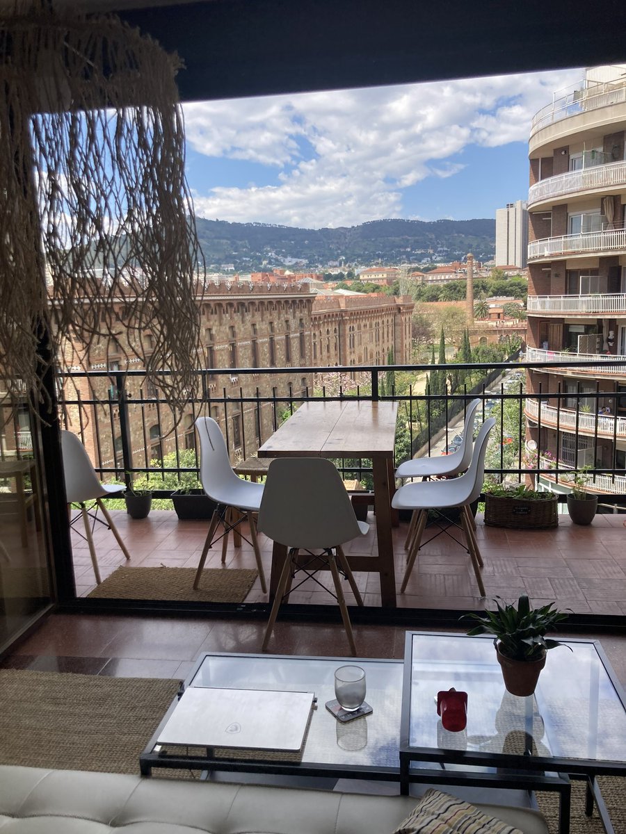 ayrescb's tweet photo. ⚠️Es lloga habitació individual⚠️
📍Les corts L3
🗓️Curs 24-25
+ info dm

Agraïria difusió 🙄 https://t.co/FNBX40ZX4S