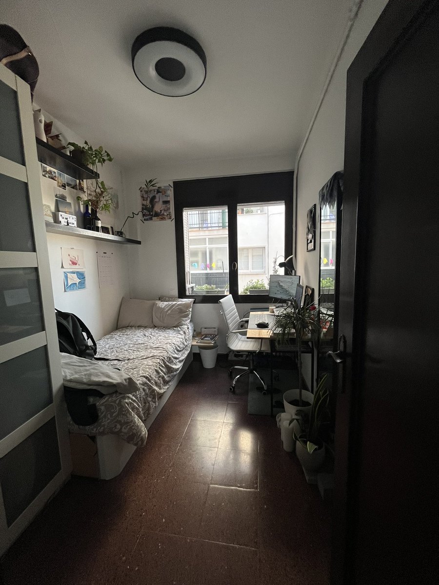 ⚠️Es lloga habitació individual⚠️
📍Les corts L3
🗓️Curs 24-25
+ info dm

Agraïria difusió 🙄