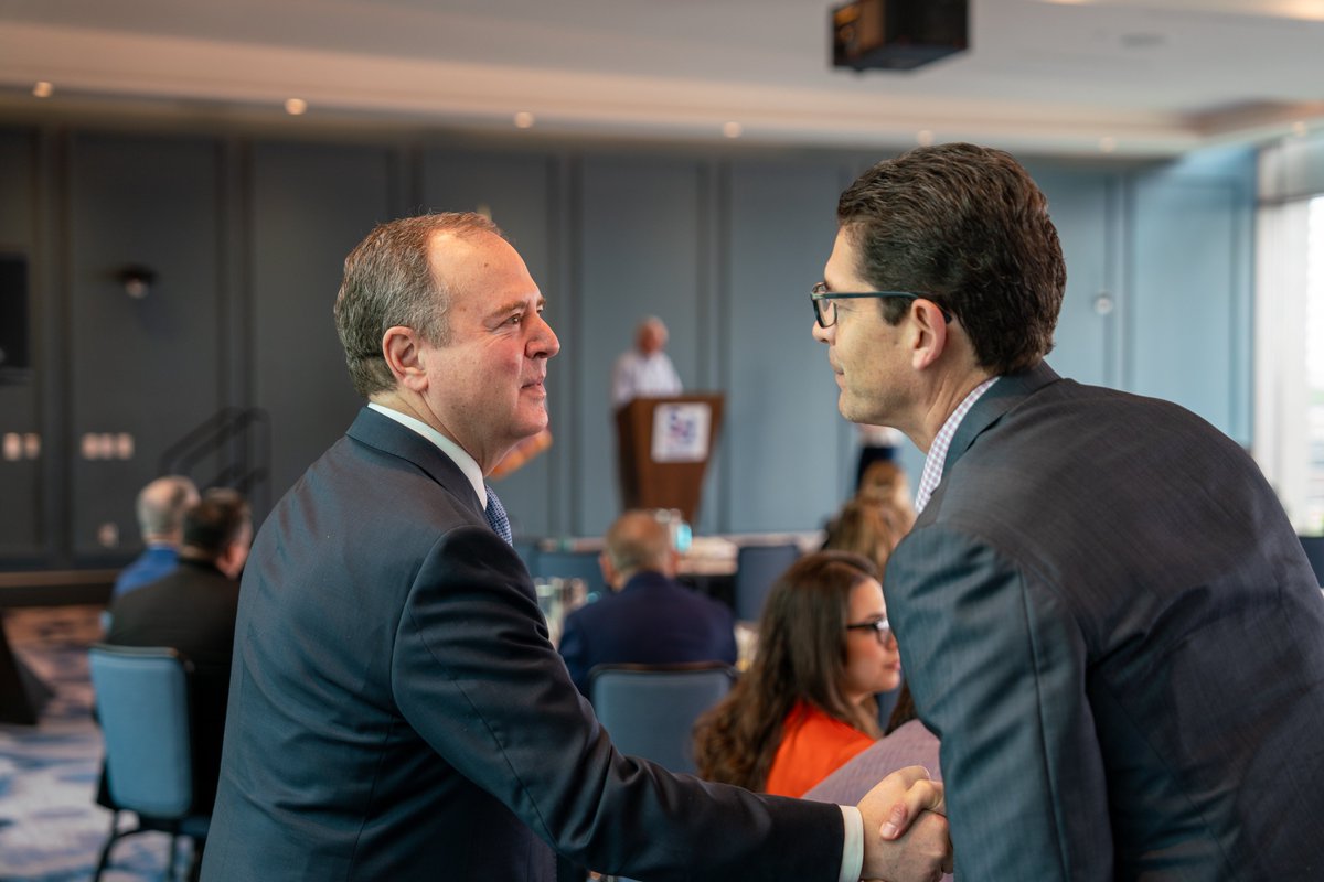 Grateful for the chance to speak with @SDChamber about the most pressing issues facing San Diego communities. From building more affordable housing, to combatting cross-border pollution and investing in the LOSSAN Rail Corridor – I’m committed to being a strong federal partner.