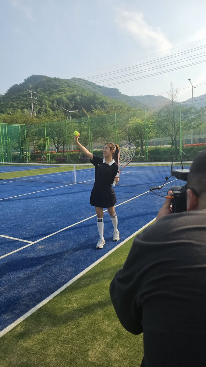 likeit_kpop's tweet photo. LIKE ITダヨンちゃん〜
スポーツセンターの広報動画撮影中💕
スポーティな姿もよく似合いますよね？

#likeit #라이킷 #ライキット
#다연 #ダヨン https://t.co/FXFdTTf52b