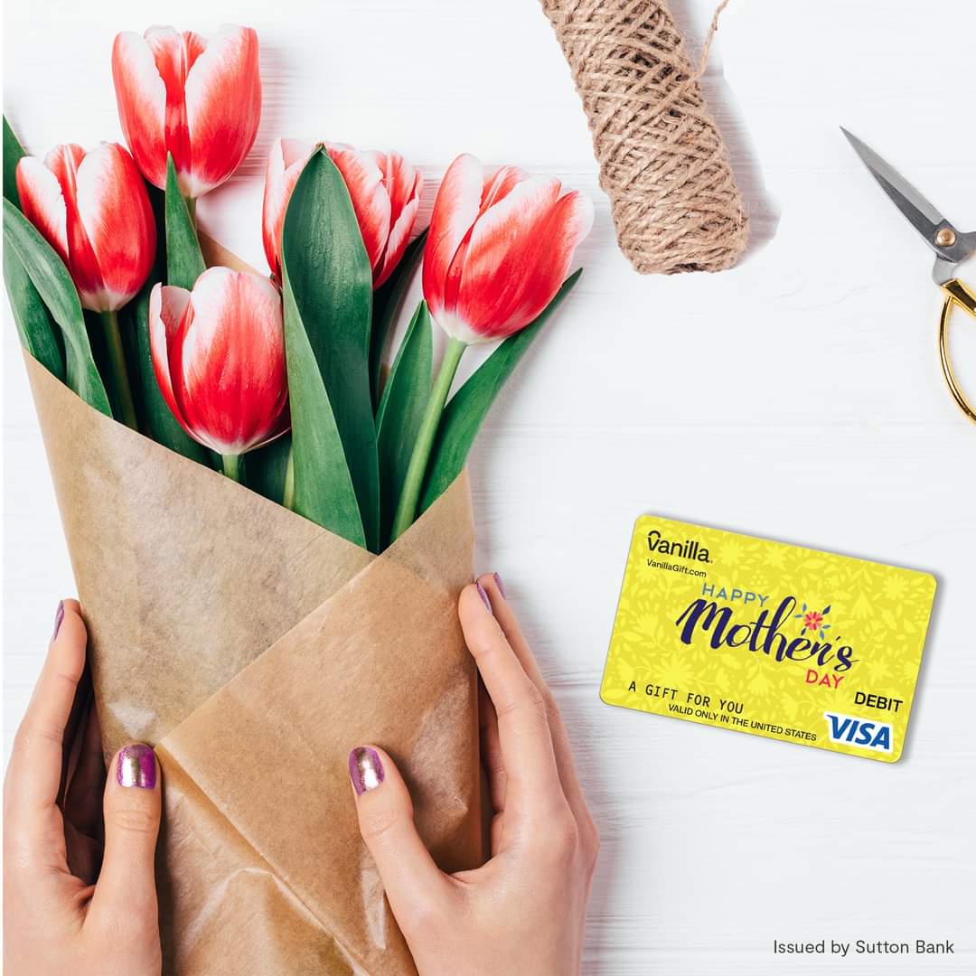 Complete her Mother's Day with the perfect pair: Flowers✔️ Vanilla Gift Card✔️