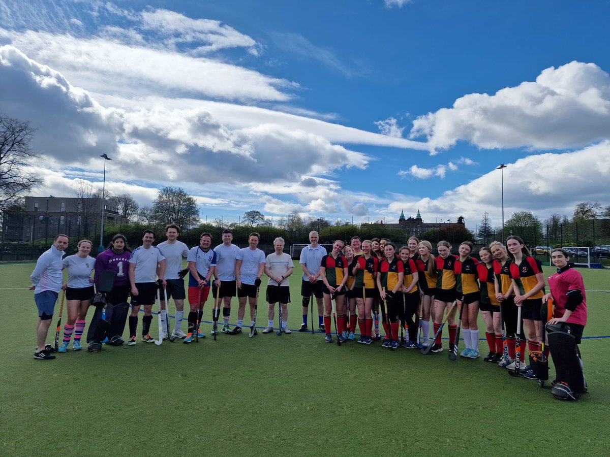 Well done to the senior pupils during the hockey & netball this afternoon. Unfortunately the staff won both matches so they have bragging rights for another year! 🥇 ☀️