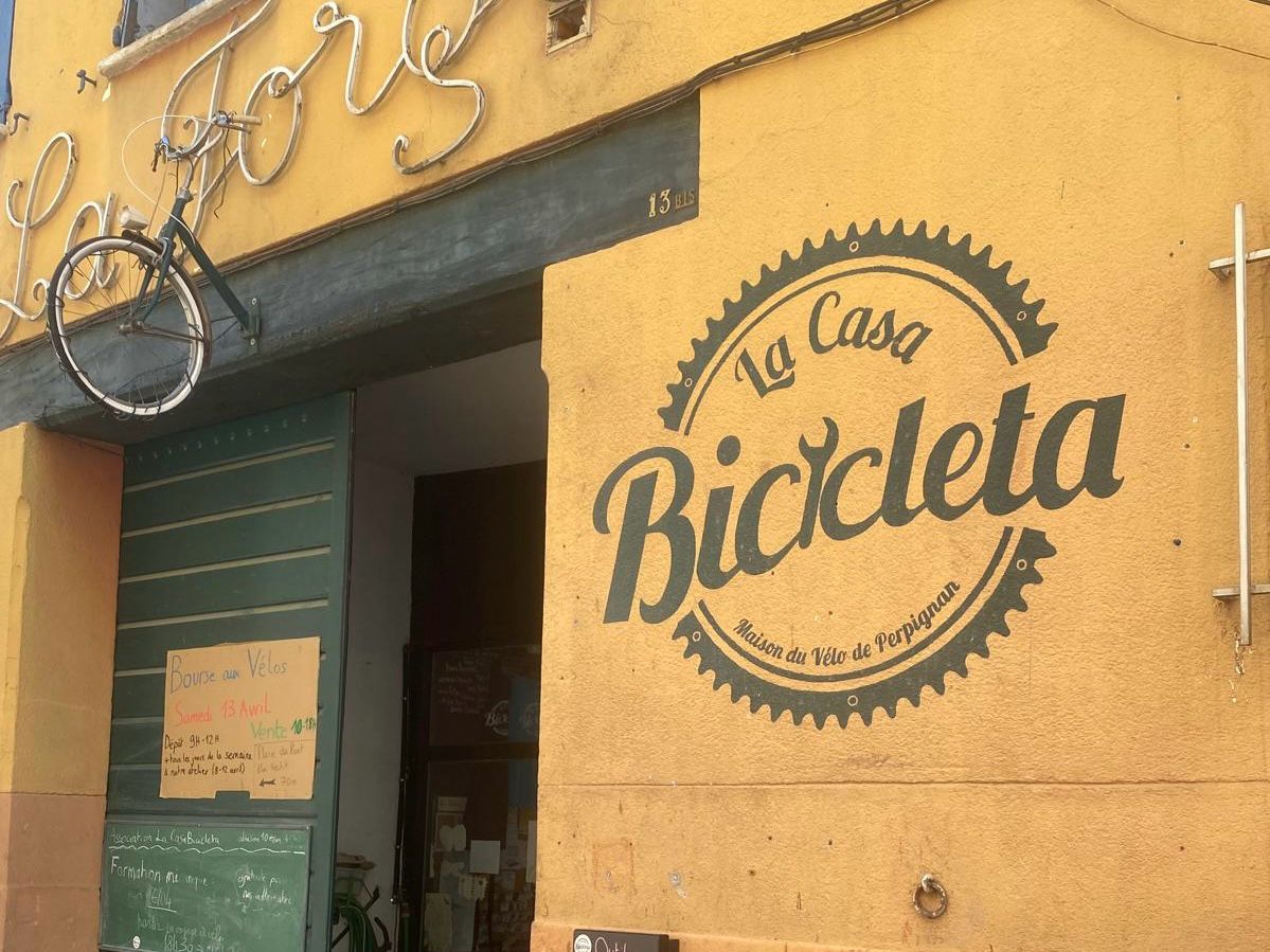 🚲A la Casa Bicicleta #Perpignan, présentation du Plan Vélo @Occitanie ➡Amélioration du réseau cyclable et de la complémentarité train-vélo, aides à l'achat, prêts de vélo pour les lycéens, soutien à la filière ! Le #vélo c'est bon pour notre #santé, la #planète, l'#emploi ! 🚴