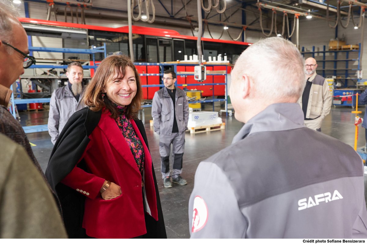 Des cars convertis du diesel à l'#hydrogène 💚 Une #innovation signée @Safra_France et née en #Occitanie 👏 Une seconde vie ➕ écologique et économique pour ces 1⃣5⃣ cars qui rouleront sur les lignes régionales #liO ▶️ laregion.fr/Ca-roule-pour-…