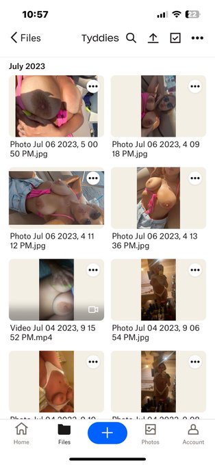 Dropboxes for sale!!   There&rsquo;s 5 separate Dropboxes.   -Titties, B/G, solos, feet &amp; a 💩 fetish Dropbox