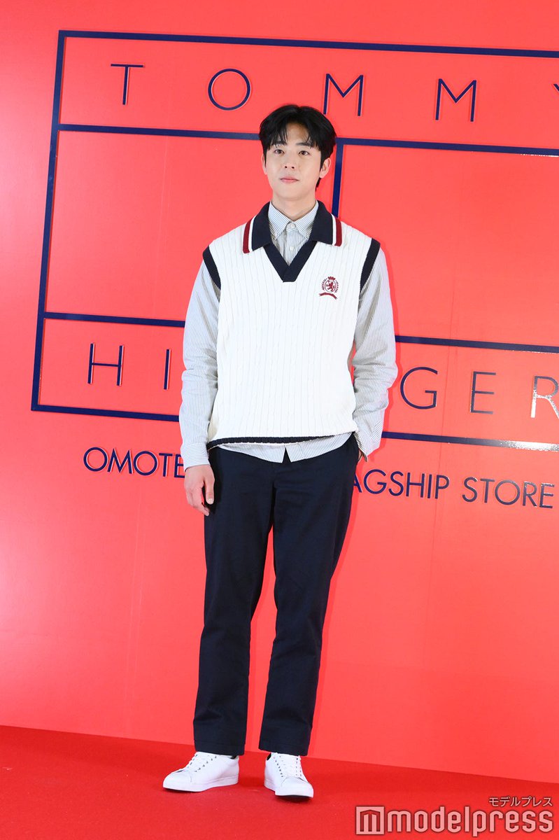 Jonghyeop at Tommy Hilfiger Omotesando Store 1st Anniversary Event

#ChaeJonghyeop #채종협 #チェ・ジョンヒョプ

🔗mdpr.jp/k-enta/detail/…