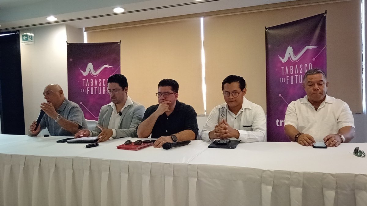 Maspodiomx's tweet photo. Esta mañana se lleva a cabo la presentación de #Tabasco del futuro , Tr3sinco https://t.co/PPx0F21WtV