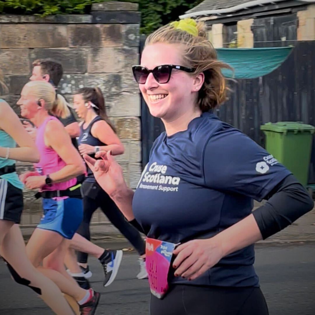 Run in memory of a loved one this Summer at a Glasgow or Edinburgh 10K event. Visit the link below to apply for a free place, available for those who agree to raise a minimum of £100 through sponsorship. Women's: buff.ly/3xtLqKK Men's: buff.ly/3Jh1RN8