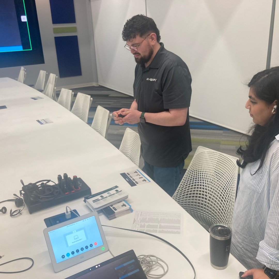 #ListenTech with the AVI SPL Dallas team on Monday at our lunch and learn session! #Events #ProAV #AssistiveTechnology #AssistiveListening #LunchAndLearn
