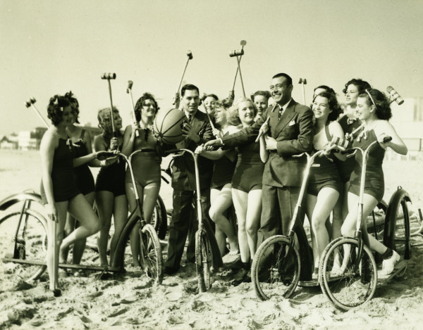 Jack of Jack's at the Beach with a team of croquet mallet, wielding women. Check out those scooters too. Jack's at the Beach was a popular restaurant in Ocean Park during the 1950s. Located at 2820 Ocean Front Walk. We Are #SantaMonica #History SMHM Collection (36.2.3413)