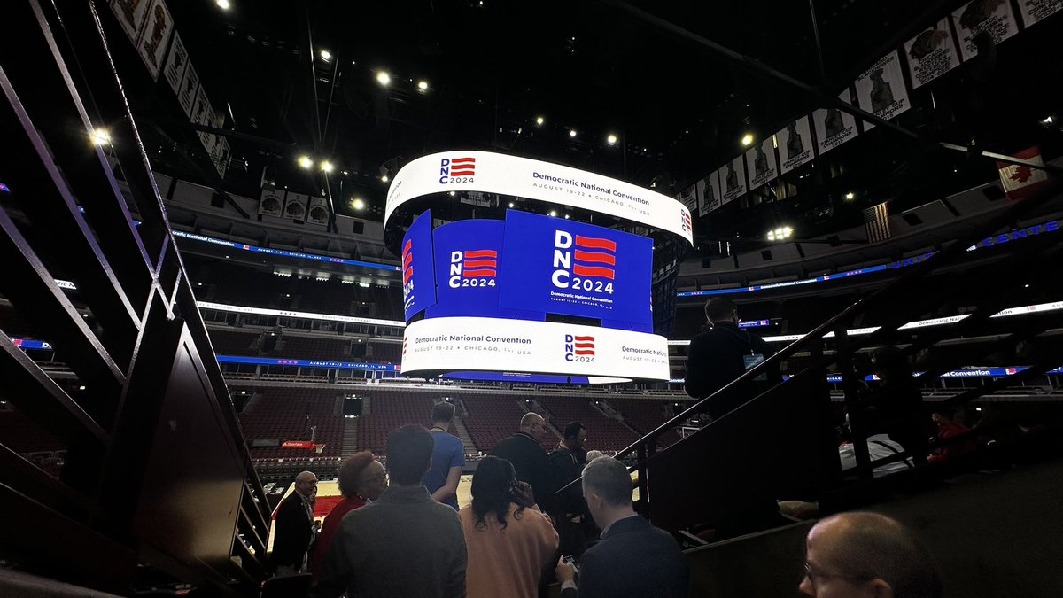 Visiting the @DemConvention facilities with my fellow state party leaders (incl @WisDems vice chair @FelesiaMartin!) — this is gonna be so great. Want to be a delegate? Application deadline is Friday 5pm! WisDems.org/2024DNC