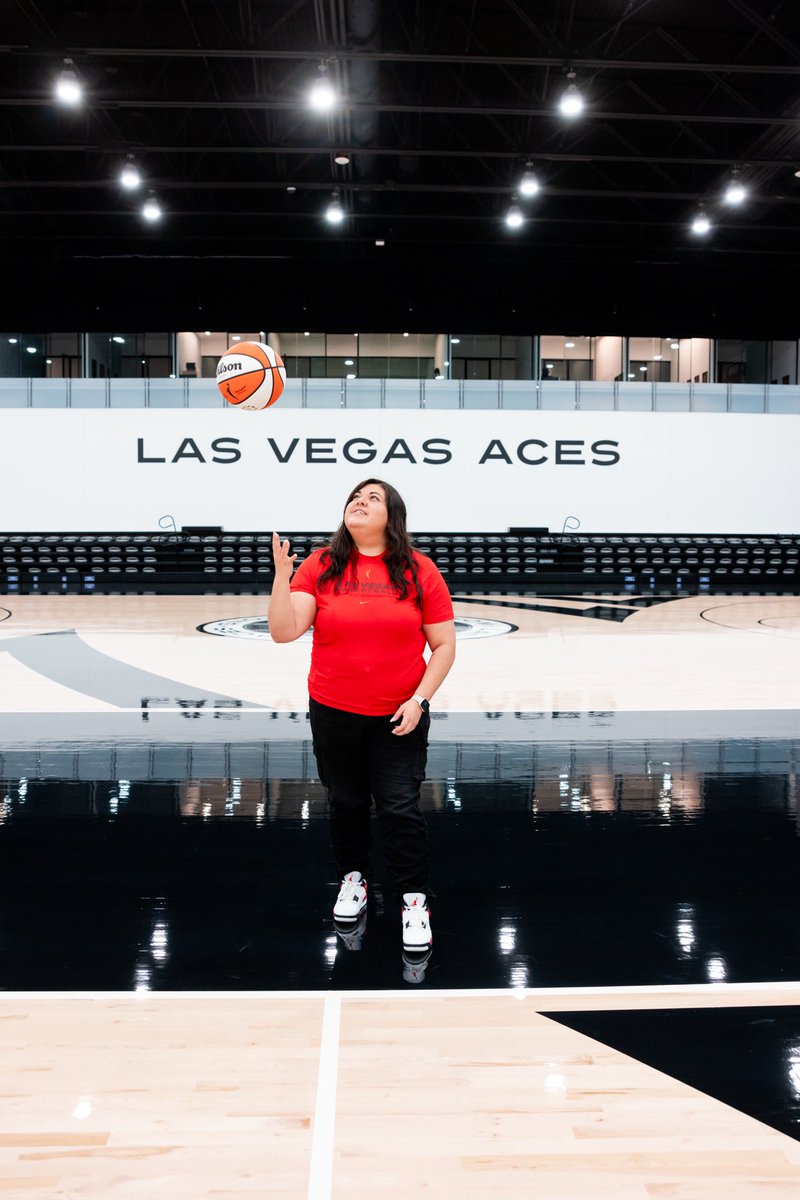 Went all in and got dealt Aces up♦️♠️ Really excited about this next chapter as the Creative Producer, Video Production with the Las Vegas Aces! 📸 @krislumague