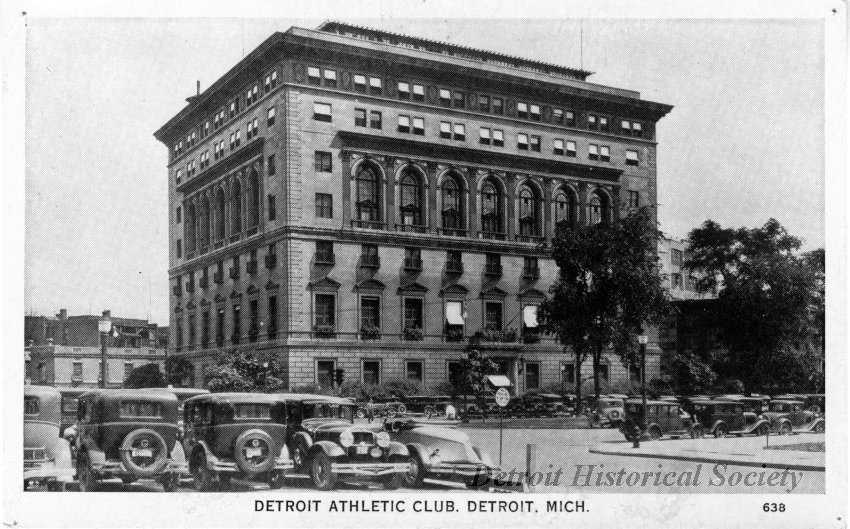 #OTD in 1915, the Detroit Athletic Club opened its new clubhouse on Madison Avenue. It's pictured here in the 1920s. Learn more about the club in our online encyclopedia: detroithistorical.org/learn/encyclop…