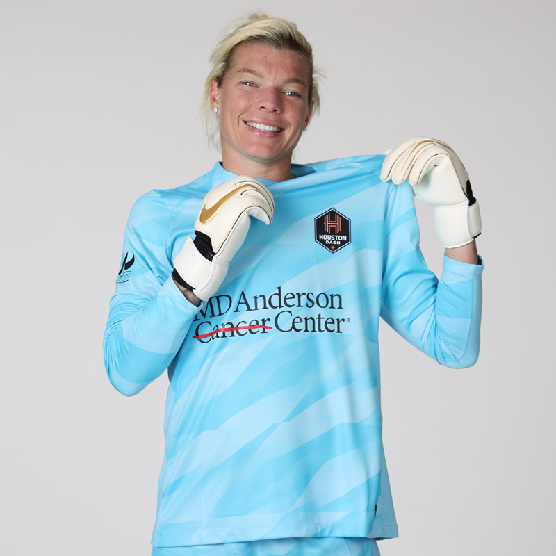 NWSL's tweet photo. You asked, we heard you!

🚨🚨 GK JERSEYS ARE NOW AVAILABLE FOR PURCHASE ON https://t.co/inJjK1ObPt 🚨🚨