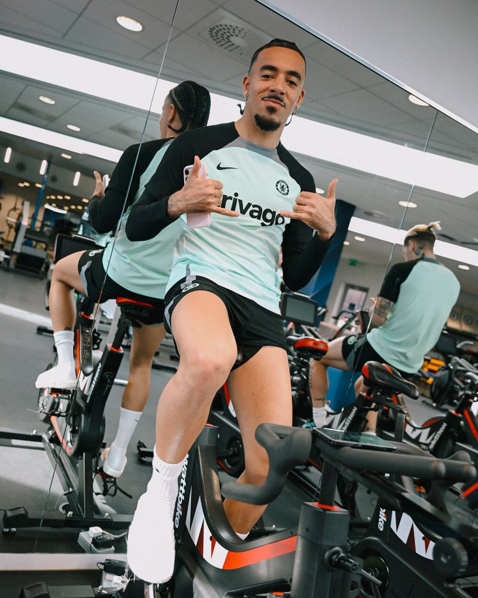 ChelseaFC's tweet photo. Positive energy. 🤙 https://t.co/WbjlhinkZ7