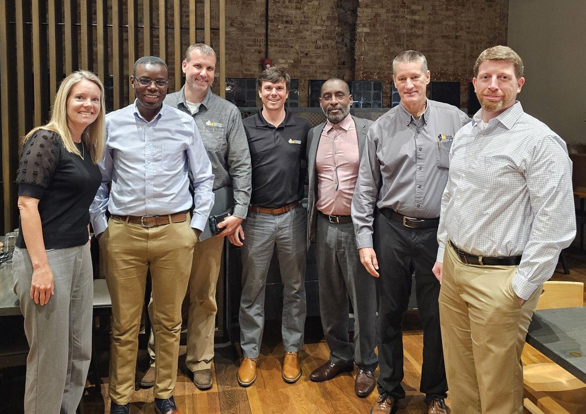 During the @DBIAnational (DBIA) Design-Build for Water/Wastewater Conference in Cincinnati, CEO @EmmanuelTuombe reconnected with the teams from @Gresham_Smith and @DuganMeyersLLC. 
#DBIAWater #engineering #businessconnections