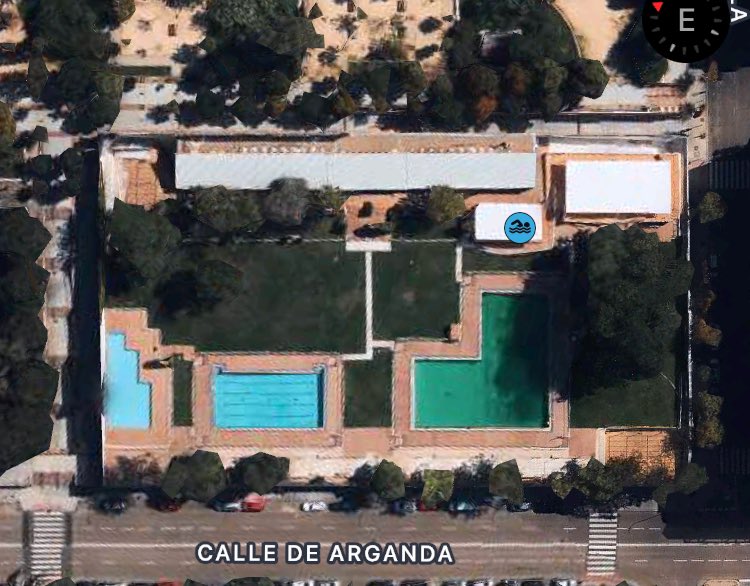 1️⃣ 155.660 habitantes para una única piscina de verano en #Arganzuela 2️⃣ Llega el ☀️ ⛱️ y nos la cierran ⚠️ ➡️ @MADRID incompetente @FRAVM @NOAESTEPLAN