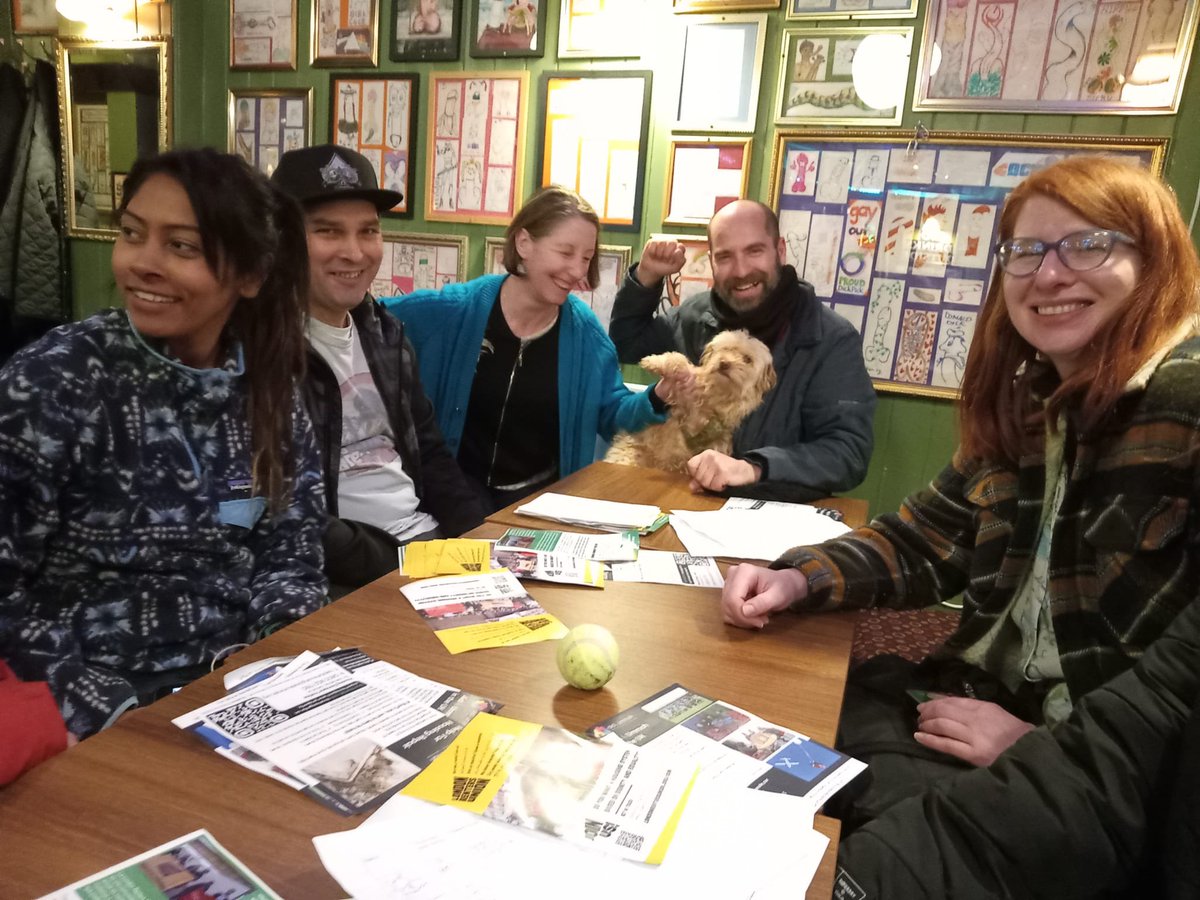 Knocking doors around Nags Head estate last night with the lovely @NagsHeadTenants to talk to our neighbours about disrepair in the borough 🛠️🏚️ instagram.com/p/C53e8ZEINmK/…