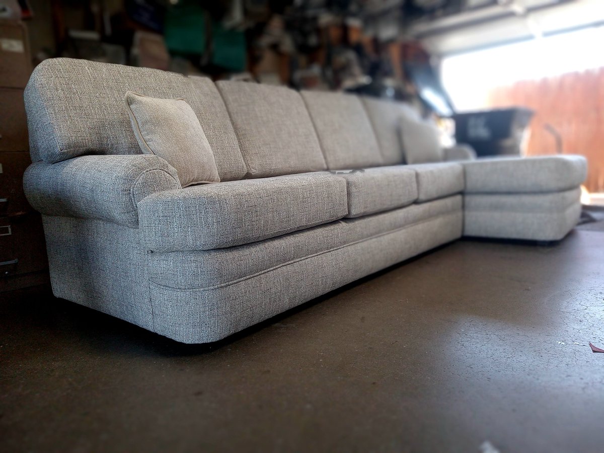 Client was happy with the Sofa- Chaisse sectional. Reupholstered by me.
Love the color.
#andreupholstery
#andresupholstery
#andrescustomupholstery
#andrecustomupholstery
#upholsteryscottsdale
#upholstery 
#upholsterygilbert
#upholsterymesa