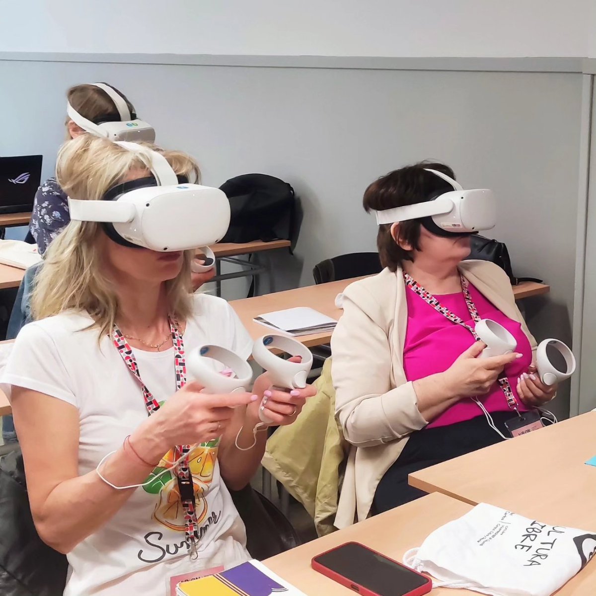 VIRIONProject's tweet photo. Face to face Day 2️⃣
👥 We continued to test #VIRION with teachers from Spain, Bulgaria, Finland and Germany.
👉🏼 Our partner @PREMIUMCINE gave them specific keys on how they can use the software with students.
🌿 At the end of the day we had time for a walk around Madrid Río. https://t.co/mFuAuRo7Si
