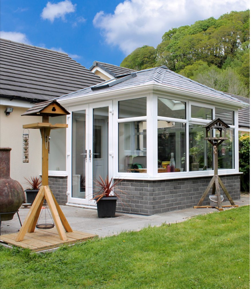 Seeking ways to enhance your home? Opt for Leka's highly thermally efficient roofing system to transform your new or existing conservatory or explore the impressive features of the Leka Xi for a fabulous new conservatory. improve-magazine.co.uk/energy-in-styl… @Leka_Systems @Team4Marketing