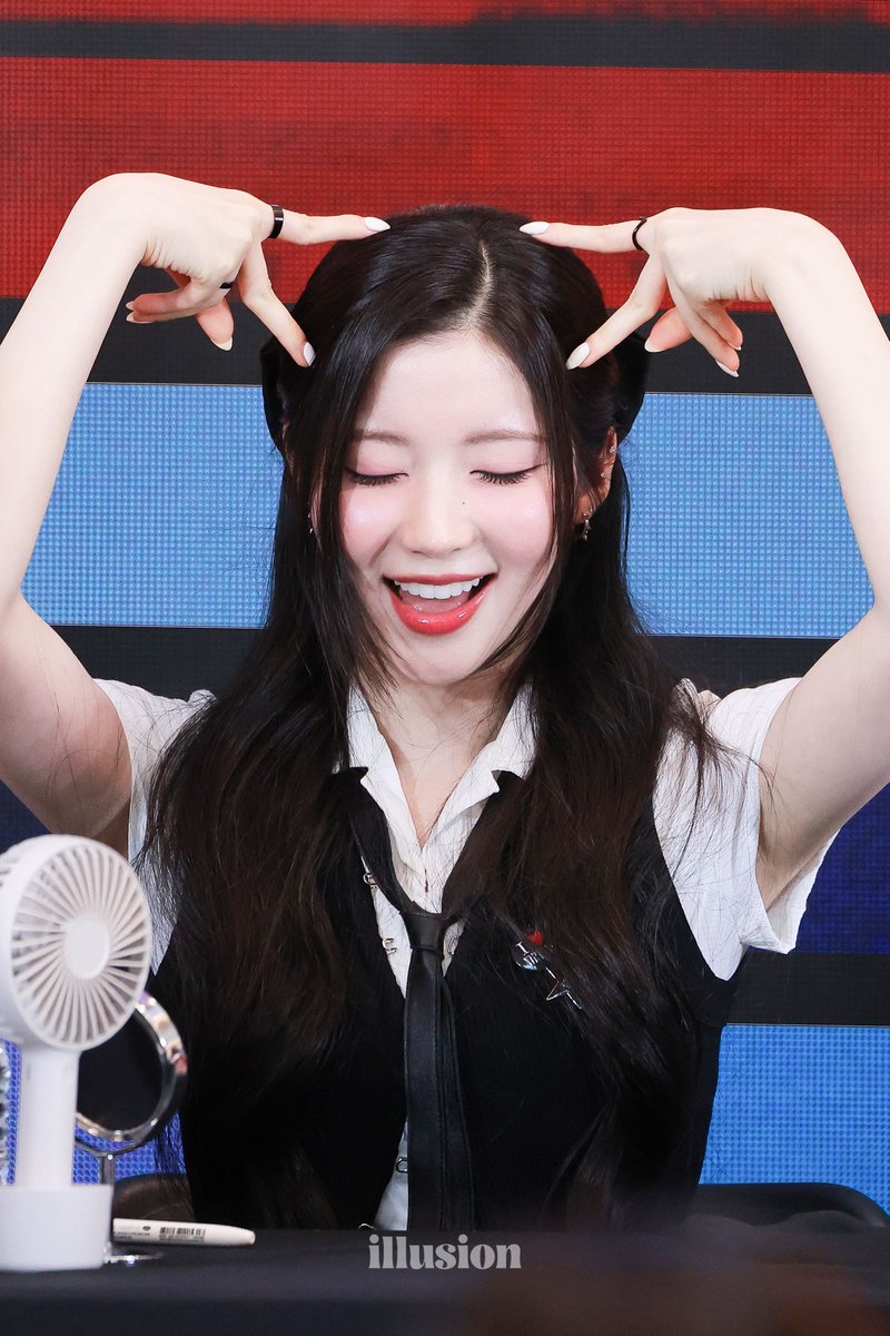 enami0417's tweet photo. 240413 팬싸

#BABYMONSTER #베이비몬스터 
#ASA #ENAMIASA #아사 https://t.co/9PReFYIykw