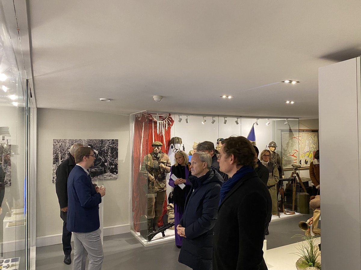 Memorial 40-45 Kapelle tweet media