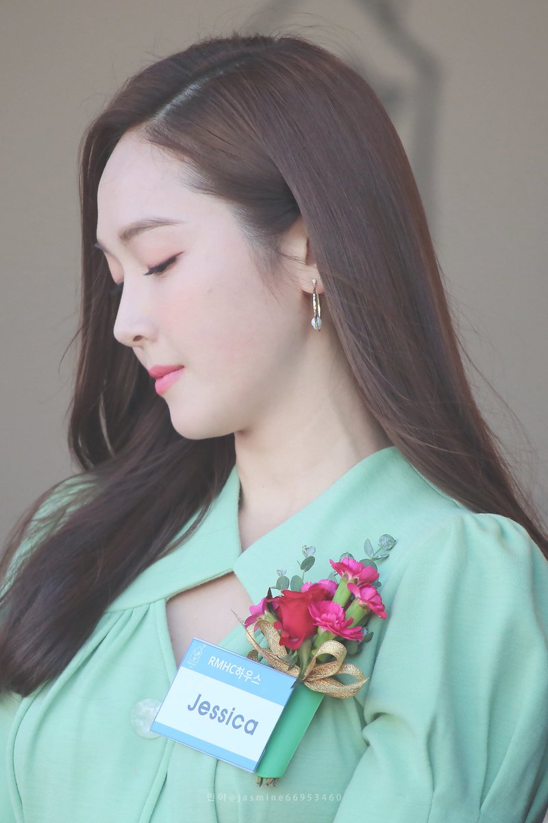 Happy Birthday Jessica 🎂🥂

#HappyJessicaDay
#35yearsAstarJessIsBorn
#JessicaVerse35
#สุขสันต์วันเกิดคุณลีลาวดี
#JessicaJung