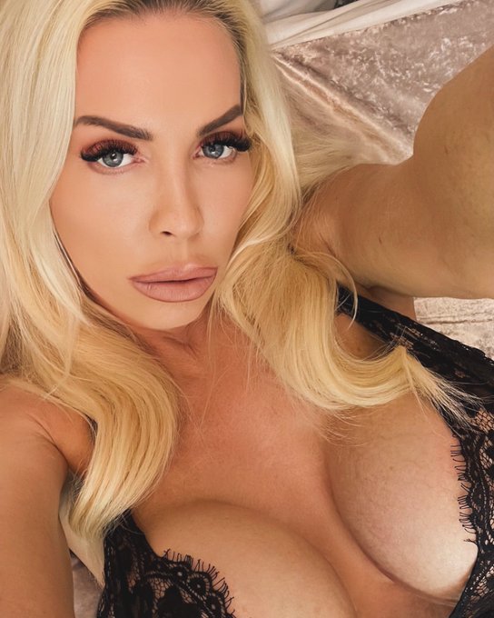 Follow me on insta  https://t.co/7cPgnKtrB0 https://t.co/iI7NMHQVOf