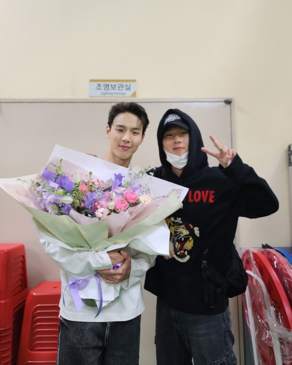 몬스타엑스_MONSTA X tweet media