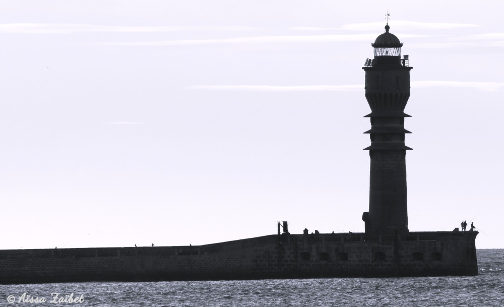 phare de #Dunkerque 
#lighthouse #harbour #bnwphoto #ship #sea #blackandwhite #bnw_captures #streetphoto #bnw #noiretblanc #travel #hautsdefrance #landscape #artphotography #beach #minimalism