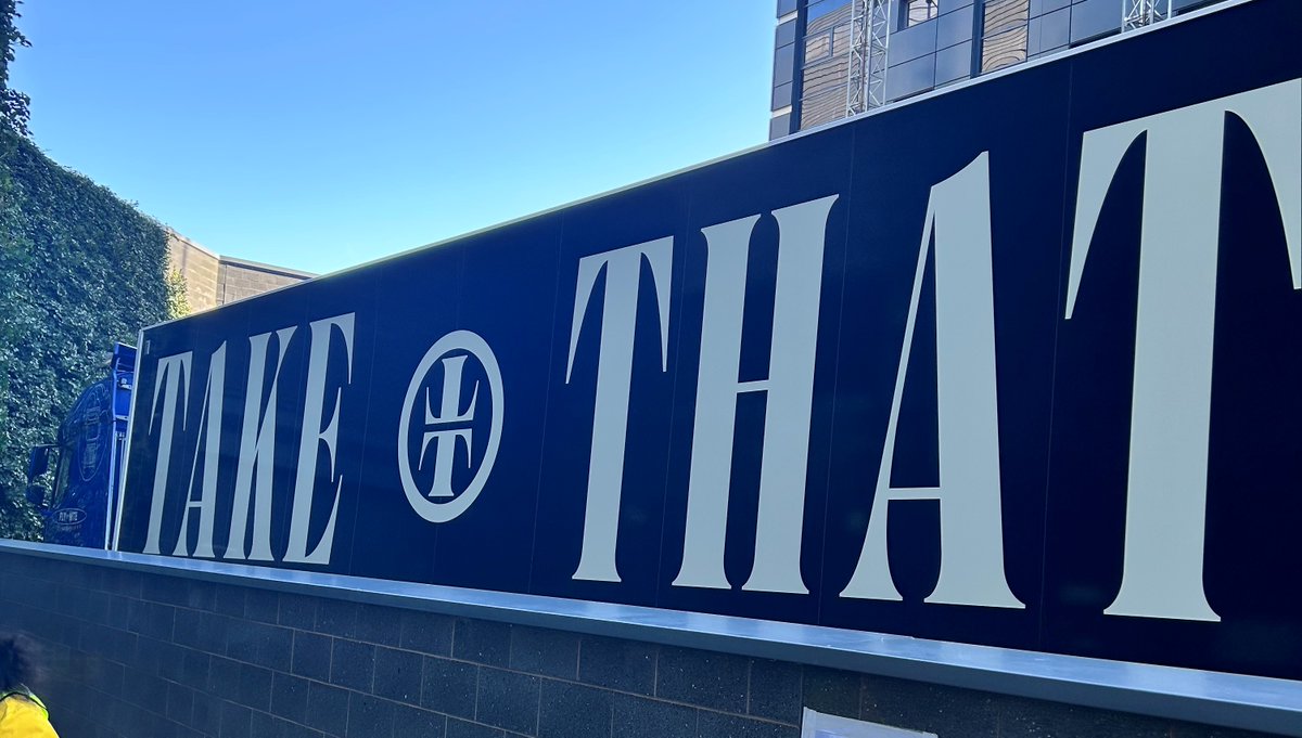 fdarena's tweet photo. It's going to be the 'Greatest Day'... ⫩

REPOST if you're with us for @takethat and @ollymurs! 🙌 https://t.co/Mb2TLpJRP3