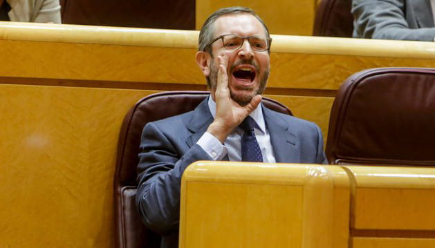 !!! Y me tuve que casar con un hombre por culpa de Zapatero!!!