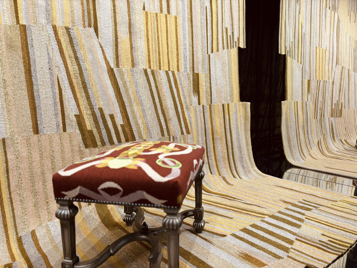 Business France tweet media