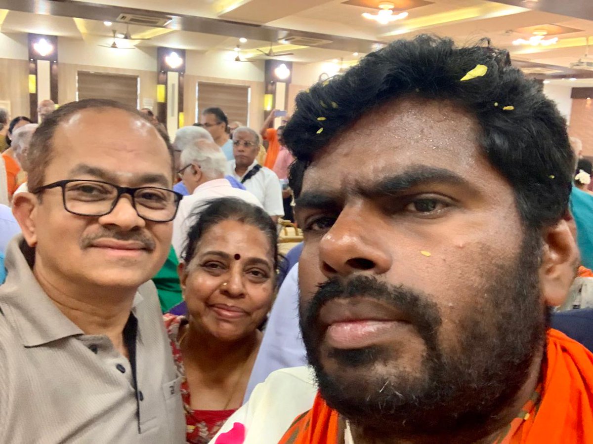 My friends Chitra and Ganesh reside at Nana Nani in Coimbatore. They are in the picture with Mr Annamalai. Ganesh writes as follows: 'Annamalai was welcomed with a short Vedic recital. And all were elders who were chanting his name and Modi’s. He was moved. He became very